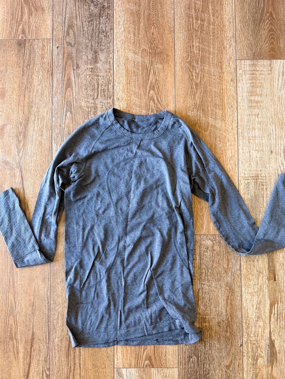 Lululemon Run Swiftly Long-Sleeve Top - Charcoal Gray
